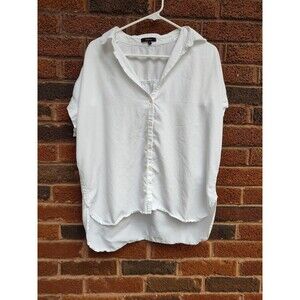 Quince Women's Short Sleeve White Button Front Blouse Size Medium Elegant Classy